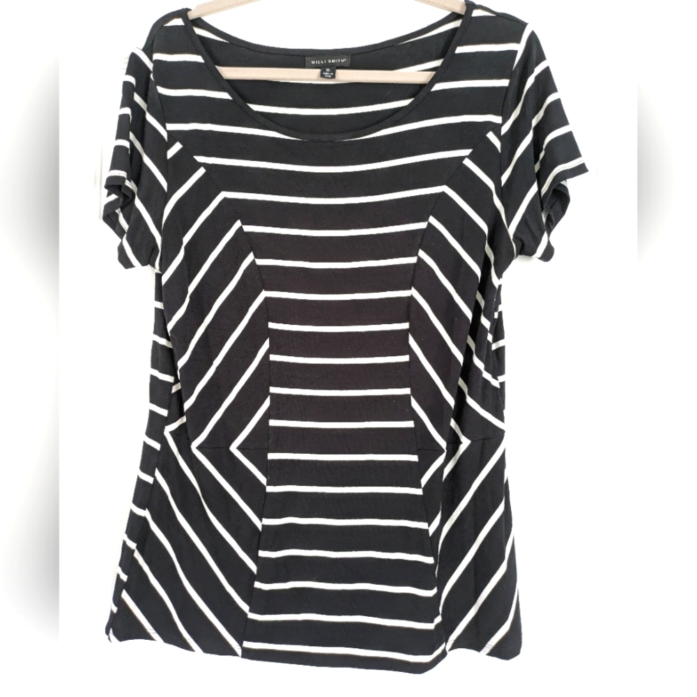 Willi Smith Black White Striped Top‎ Size 1XL (Runs Small)  Short Sleeve